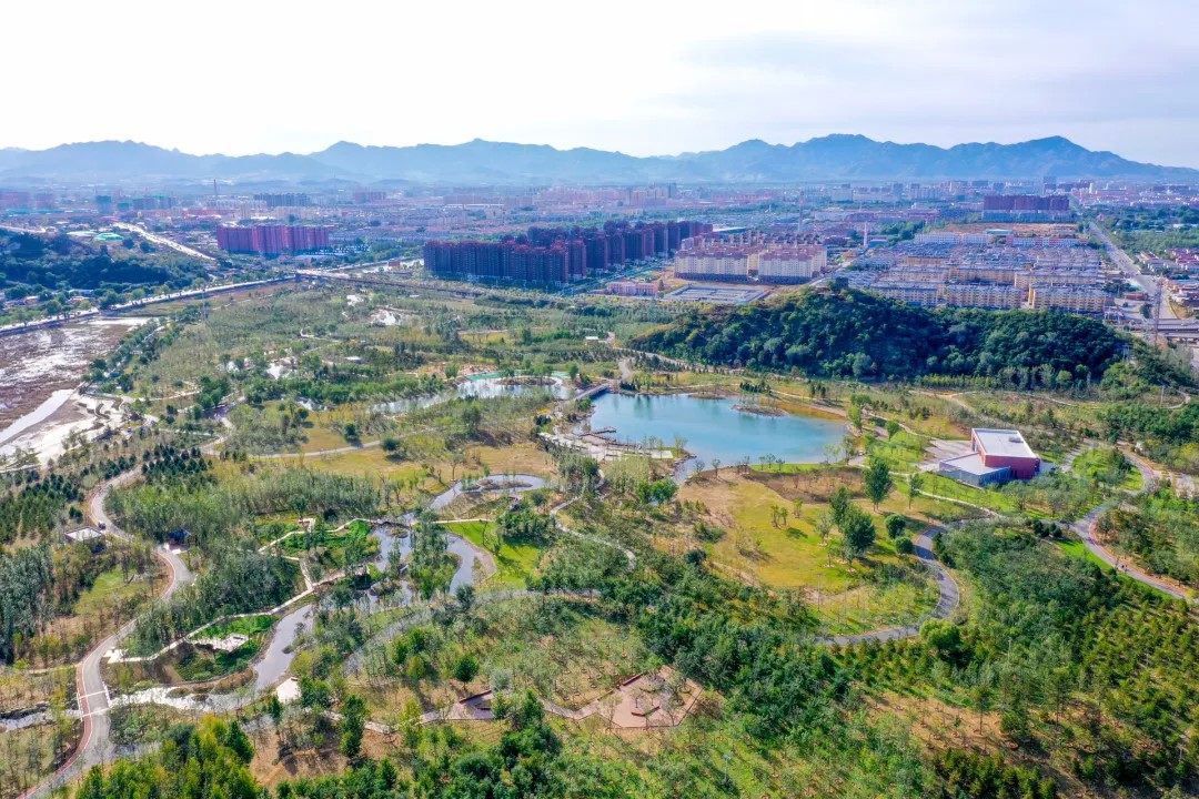 北京花园城市研究中心挂牌成立.jpg 北京花园城市研究中心挂牌成立.jpg